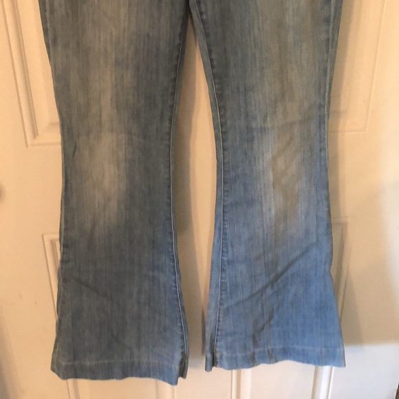 Hudson Low Rise Vintage Wash Distressed Flare Leg Boho Jeans - Picture 3 of 11
